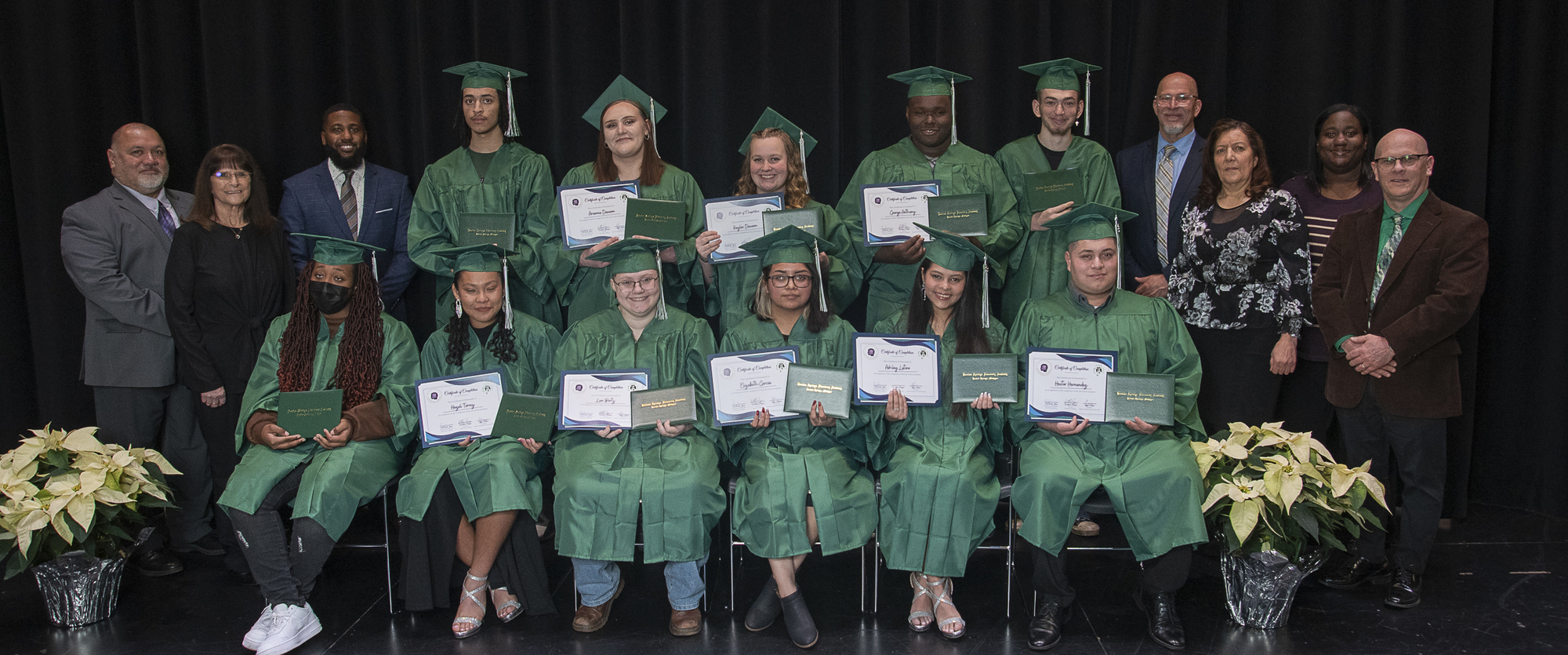 Discovery Academy December 2023 Graduates and Staff Photo